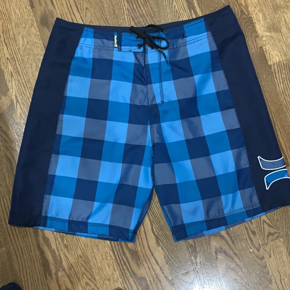 Hurley Board Shorts - size 36
